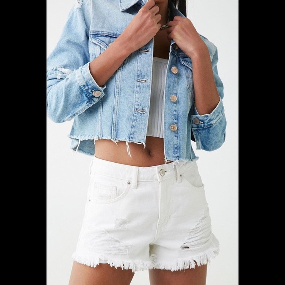 ❌SOLD❌ FOREVER 21 Distressed Cropped Denim Jacket - Picture 8 of 11